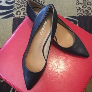 Women’s pumps
